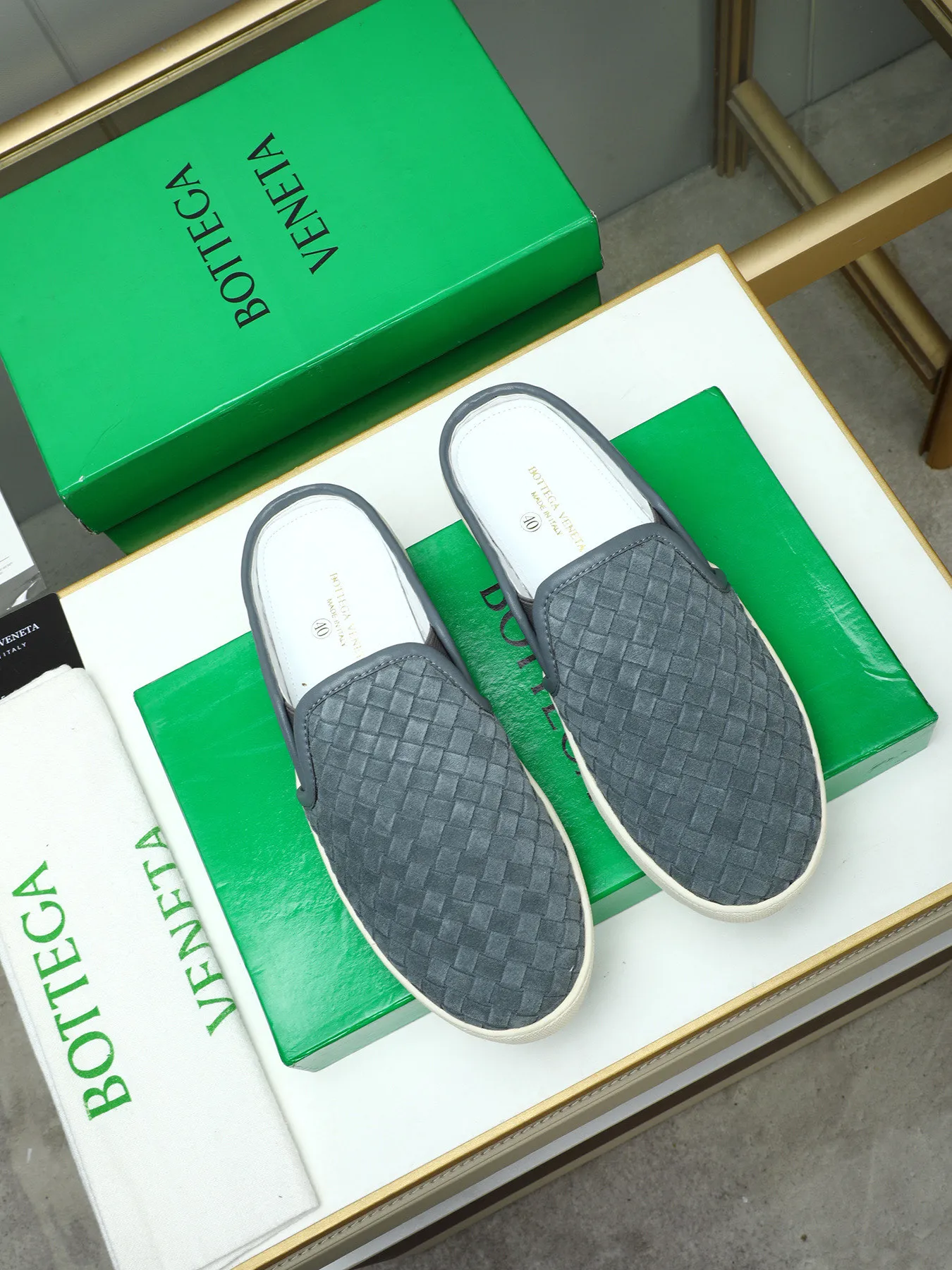 Men's shoes 💰420 [Half drag series] BOTTEG* VENET* - high-end boutique Size: 38-44 (45 customized) BV new product, first-layer cowhide artificially woven classic style harmoniously blends with contemporary fashion temperament, rubber soles are light and flexible, water-dyed sheepskin pads! [Taobao, Tmall, and live streaming are the first choices]